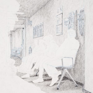 Artistic hand drawing by Herbert Stattler of a basement hallway in an oncology rehabilitation clinic. Patients are seated on four-person benches on both sides of the corridor, waiting for therapy in front of open glass fire doors. Stattler captured the basic contours of the room and the furniture on-site using a blue colored pencil. In his studio, he added surface textures, light and shadow, and the figures from memory using a pencil. The depiction of the figures deliberately stands out from the rest of the room: their bodies are drawn only as outlines and remain largely unfilled, allowing the white of the paper to show through. Inside the figures, only the blue lines originally sketched on site remain visible.